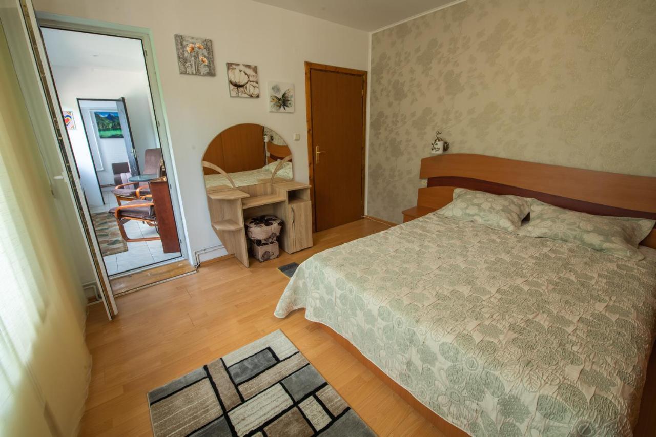 Monik Apartament Sinaia Dış mekan fotoğraf