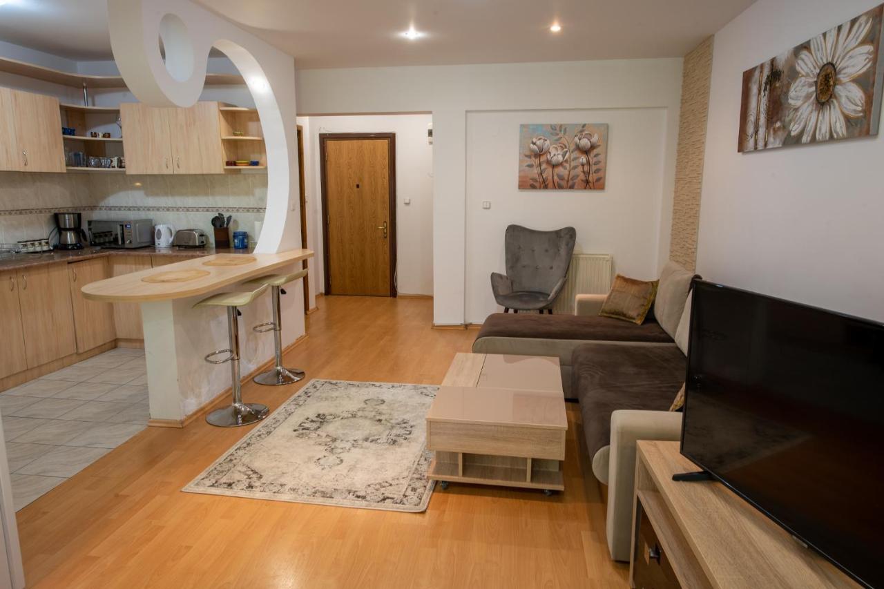 Monik Apartament Sinaia Dış mekan fotoğraf